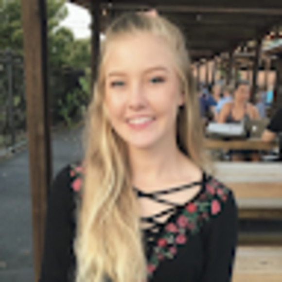 Meet your Posher, D'lainey - Picture 1 of 1